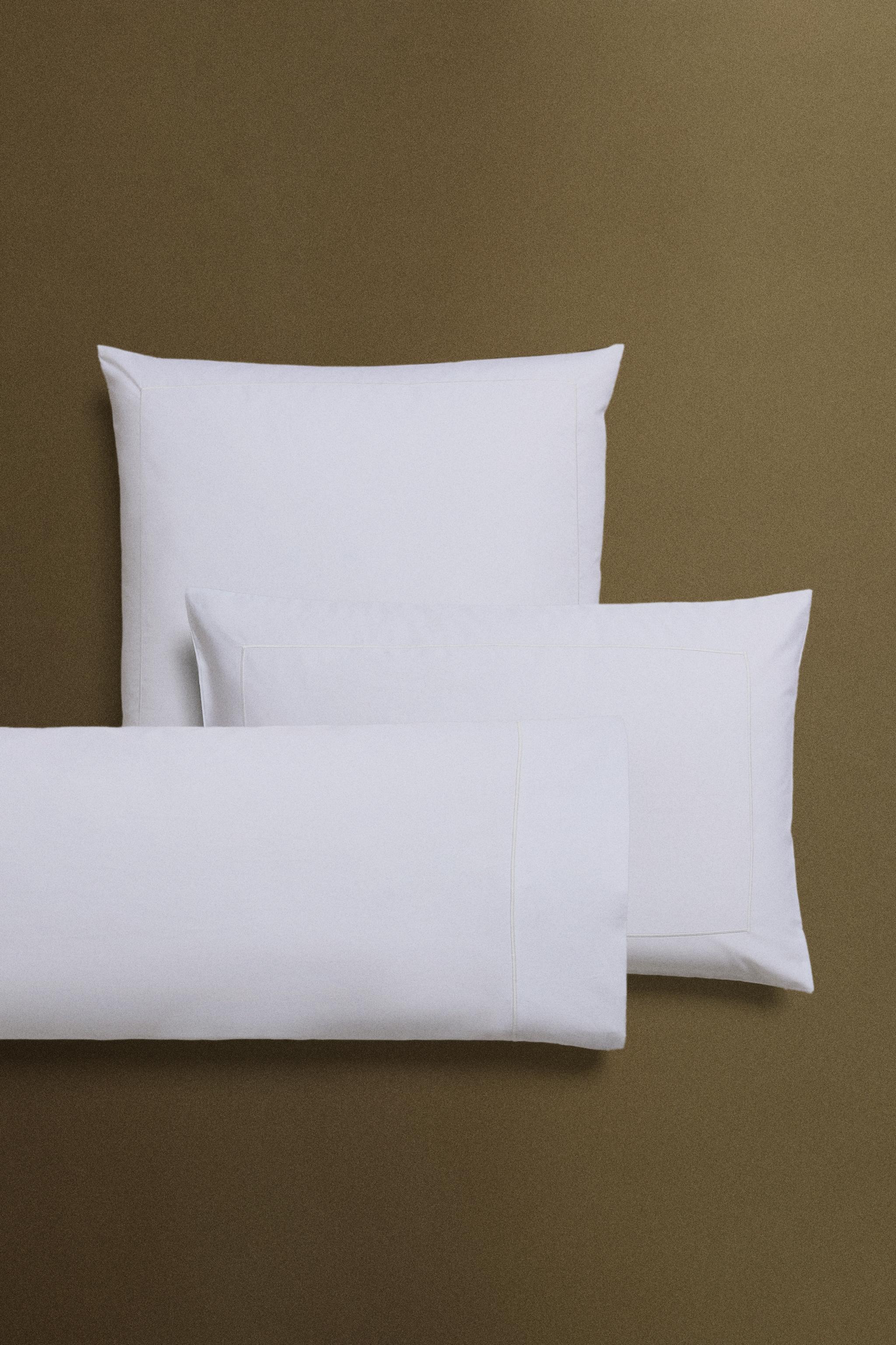 TAIE D'OREILLER PERCALE DE COTON FESTON (800 FILS)